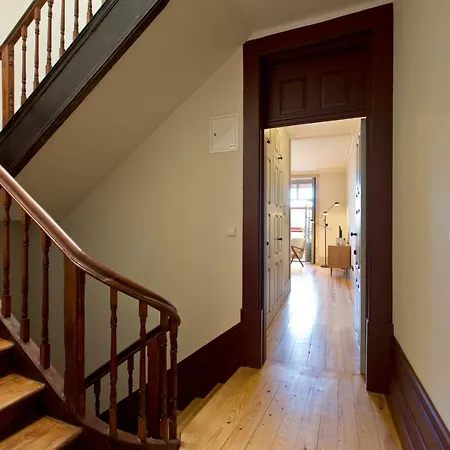 Trait House Apartment *