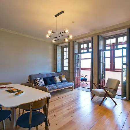 Trait House * Porto