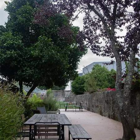 Apartament Trait House *
