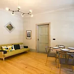 Trait House Porto