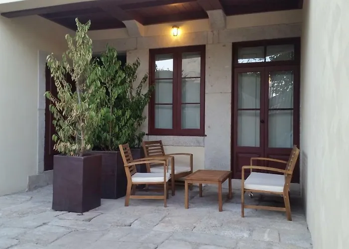 Trait House Порту